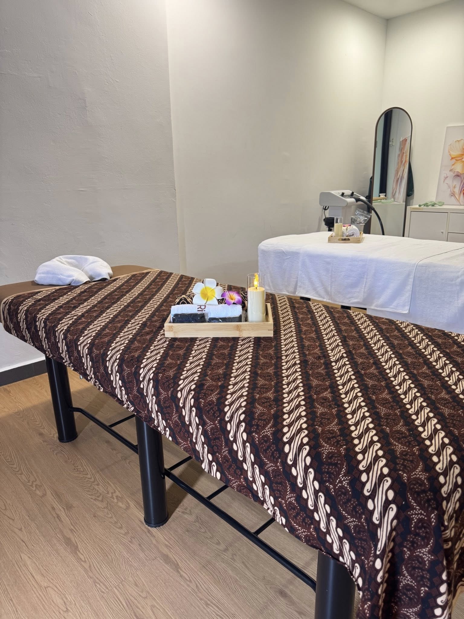 Traditional treatment room with Balinese textiles